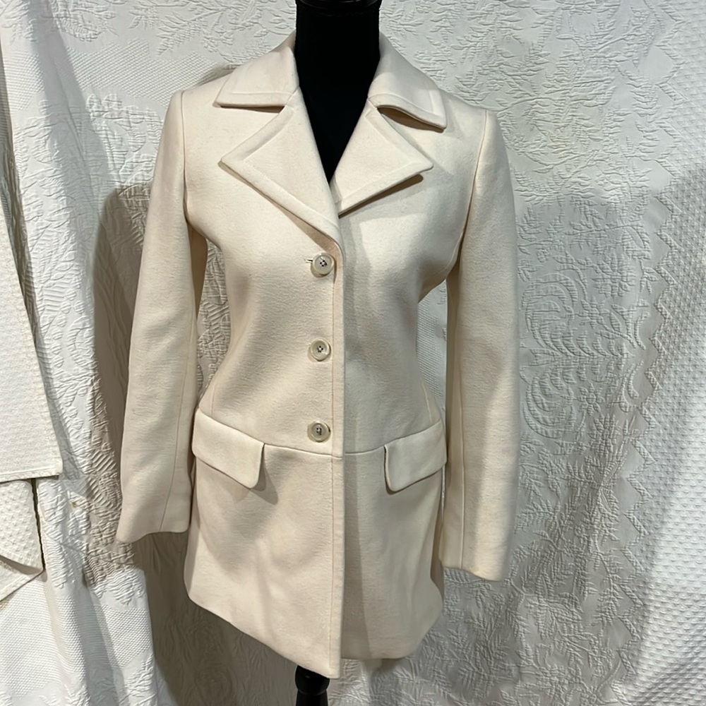 Banana Republic coat, size extra small‎